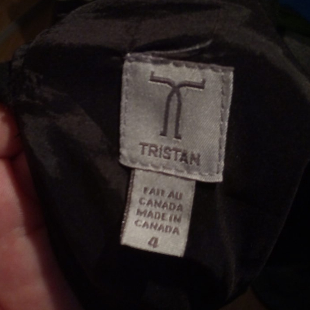 Dress - Picture 3 of 3